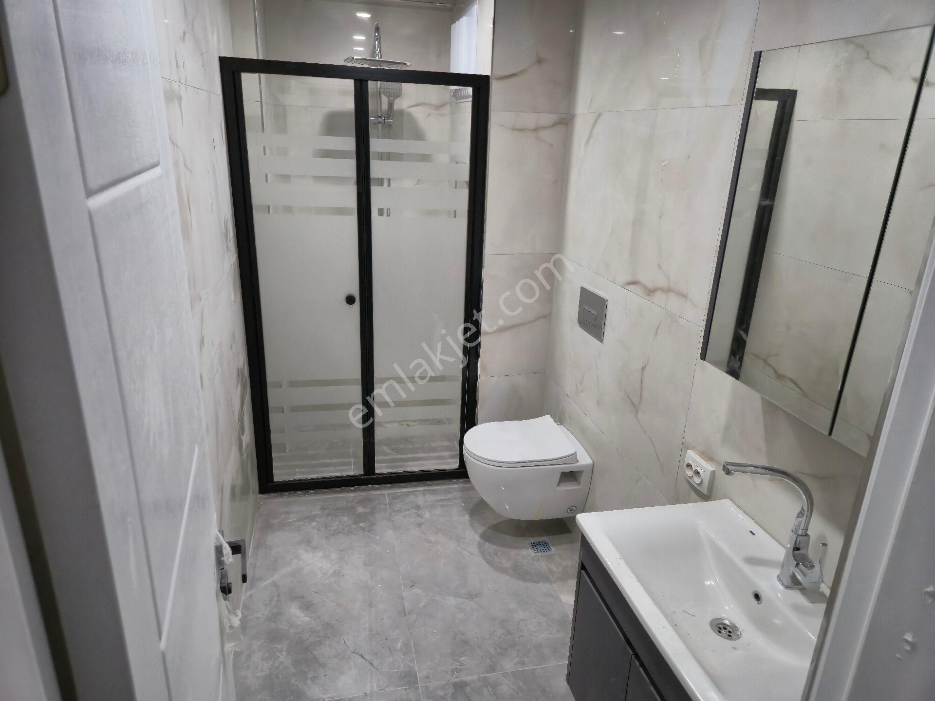 Realty World'dan Arifiye Fatih'te 90m2 2 Banyolu Boş Sıfır 2+1 - Görsel 24
