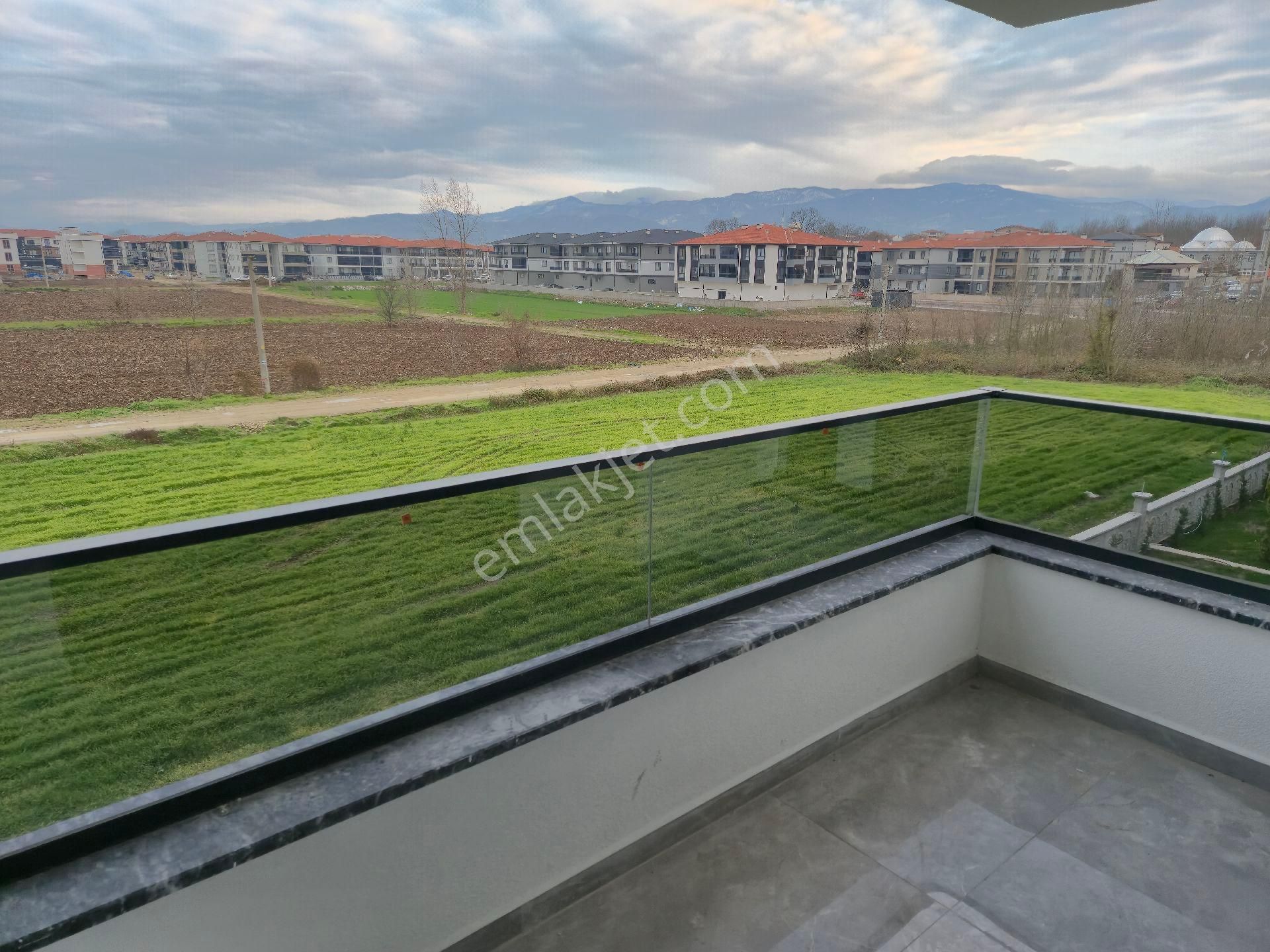 Realty World'dan Arifiye Fatih'te 90m2 2 Banyolu Boş Sıfır 2+1 - Görsel 14