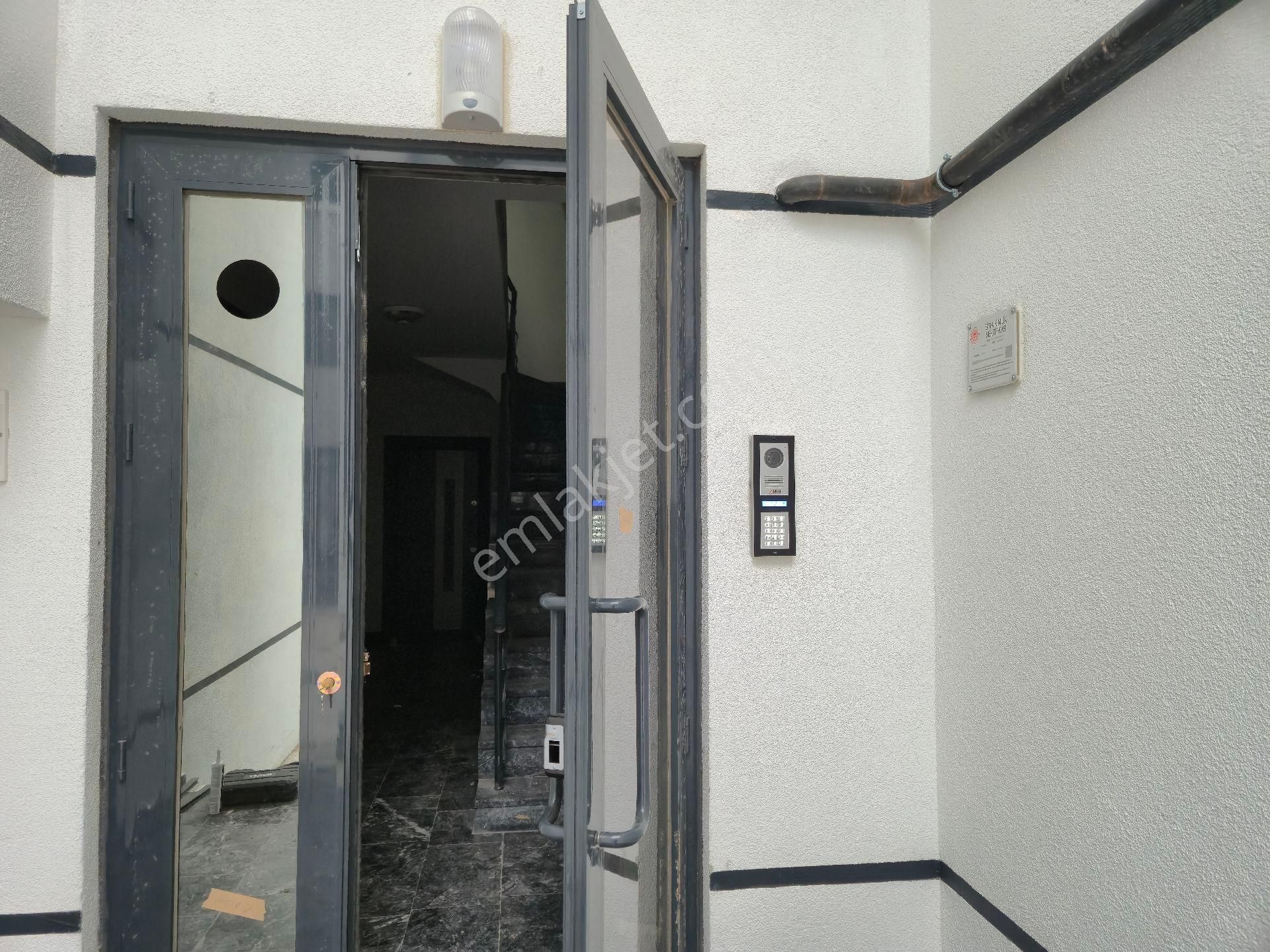 Realty World'dan Arifiye Fatih'te 90m2 2 Banyolu Boş Sıfır 2+1 - Görsel 7