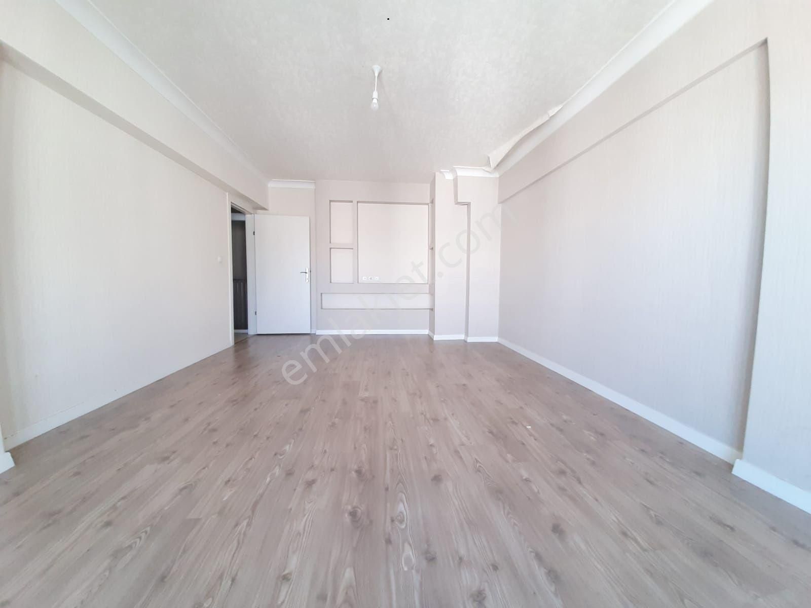 Piyade Mah Satılık 4+1 Kat Ta Dubleks Çift Girişli Yapılı Daire - Görsel 5