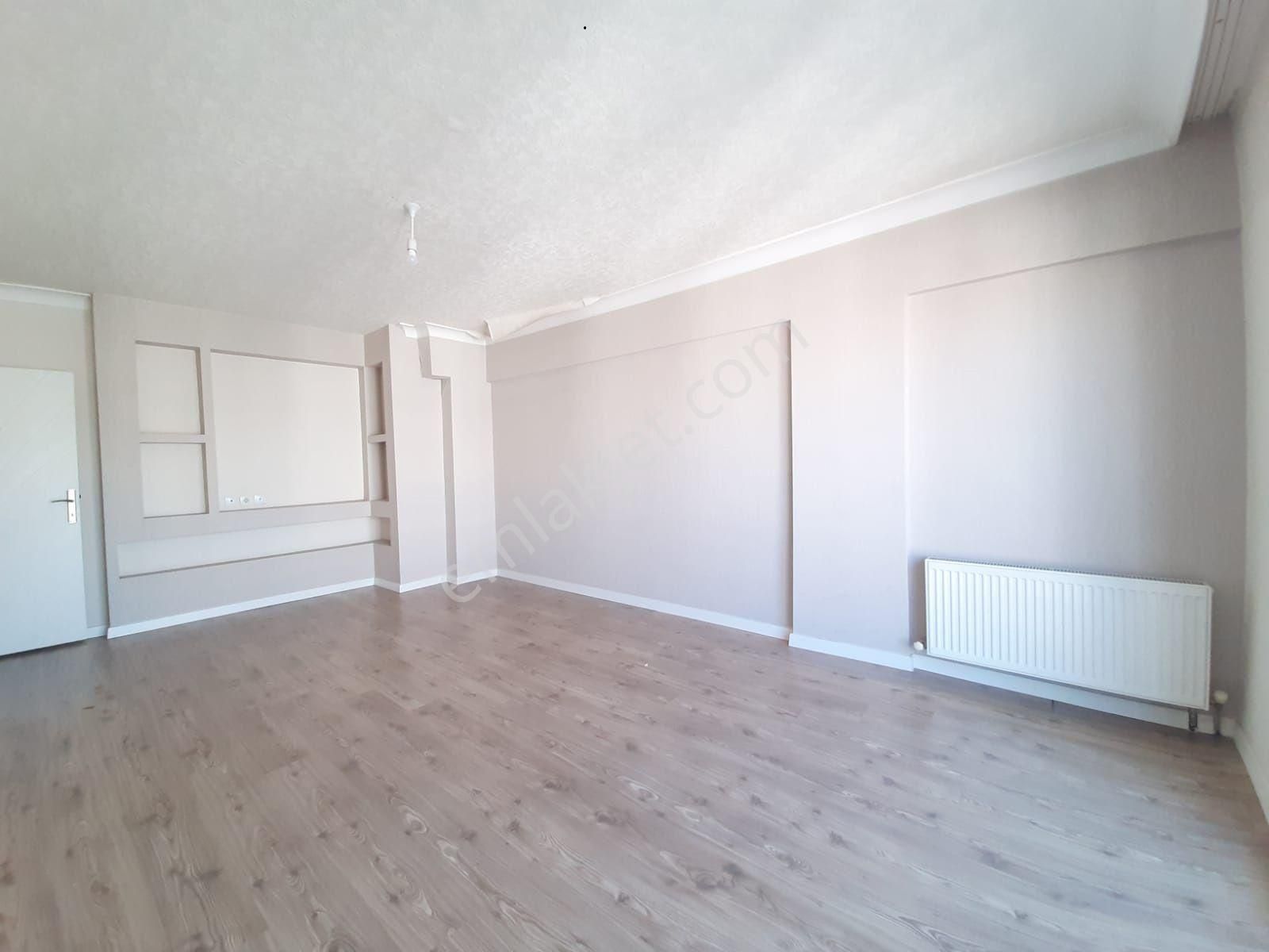 Piyade Mah Satılık 4+1 Kat Ta Dubleks Çift Girişli Yapılı Daire - Görsel 2