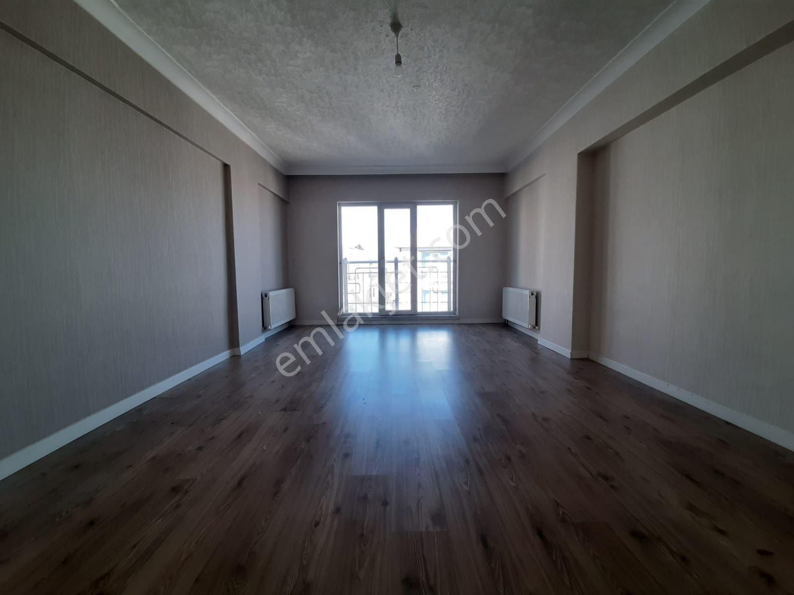 Piyade Mah Satılık 4+1 Kat Ta Dubleks Çift Girişli Yapılı Daire