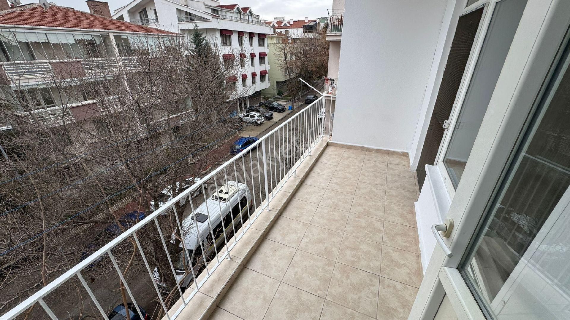 Kiralık,emek De,3+1,metroya 50 Metre,mustafa Abdulcemıl K. Sokak Da - Görsel 6