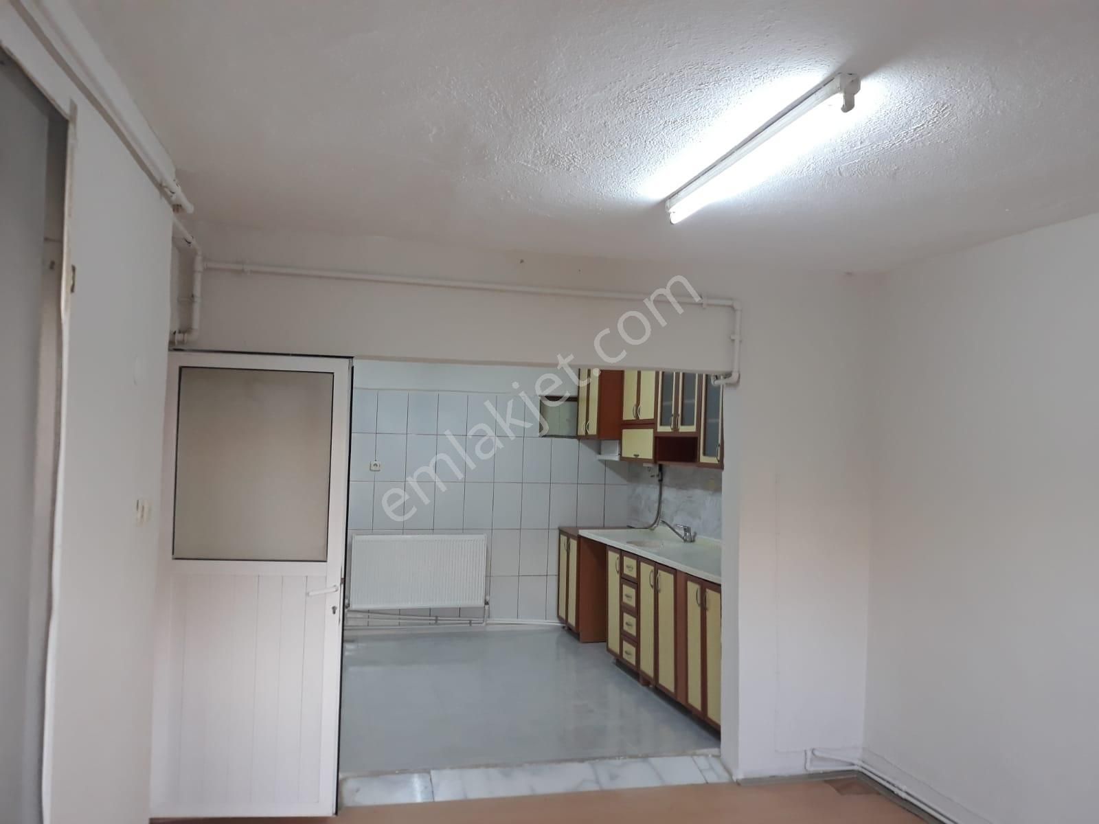 Muğla Menteşe Bayır'da Kiralık Zemin Kat 2+1 Daire - Görsel 2