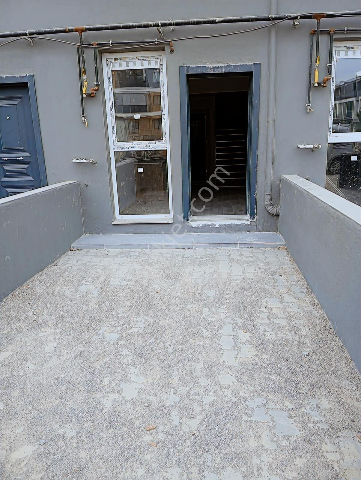 Seyrek 'te Dublex Bahçeli Müstakil Girişli Sıfır 1+1 - Görsel 8