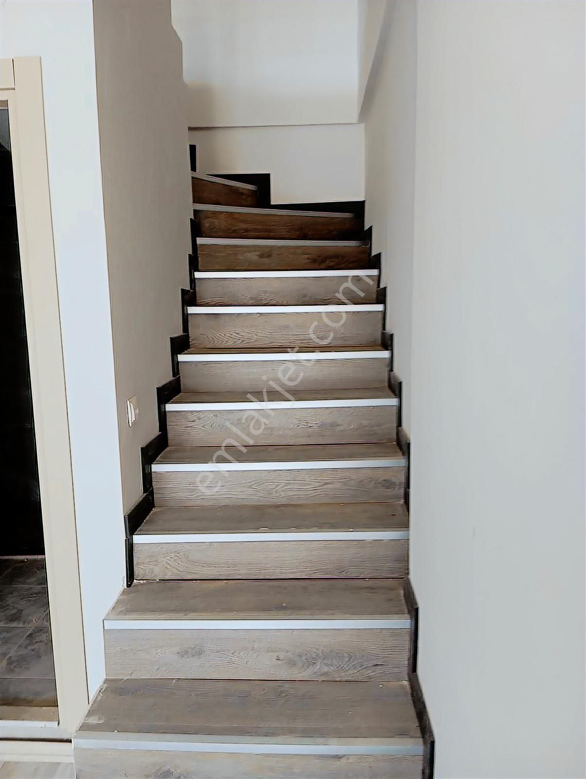 Seyrek 'te Dublex Bahçeli Müstakil Girişli Sıfır 1+1 - Görsel 6