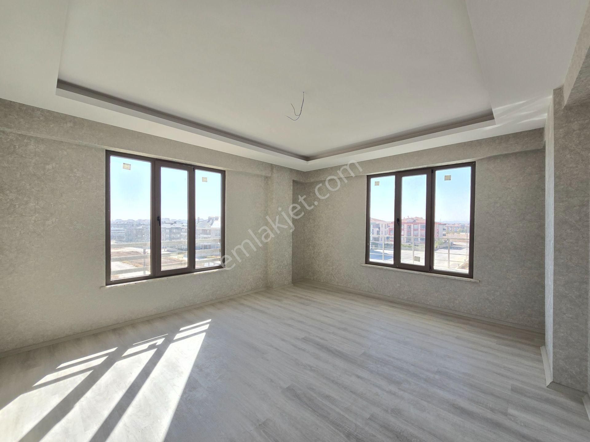 Beyhekim Caddesi'ne Oldukça Yakın 3+1 160 M2 Satılık Sıfır Fırsat Daire - Görsel 3