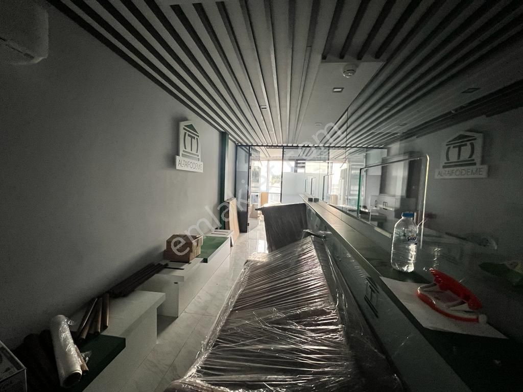Mecidiyeköy Metro Metrobüse Yakın Kullanıma Hazır Satılık Ofis - Görsel 6
