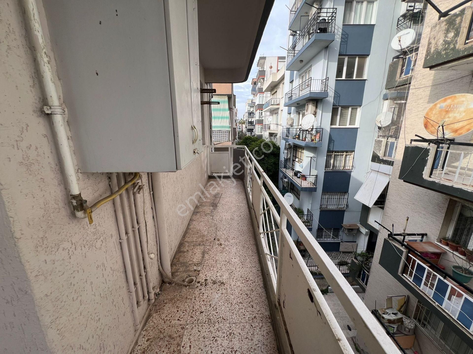 Buca Şirinyer Saadet Emir Okulu Karşısında 3+1 120m2 D.gazlı Ayrı Mutfak Daire - Görsel 30