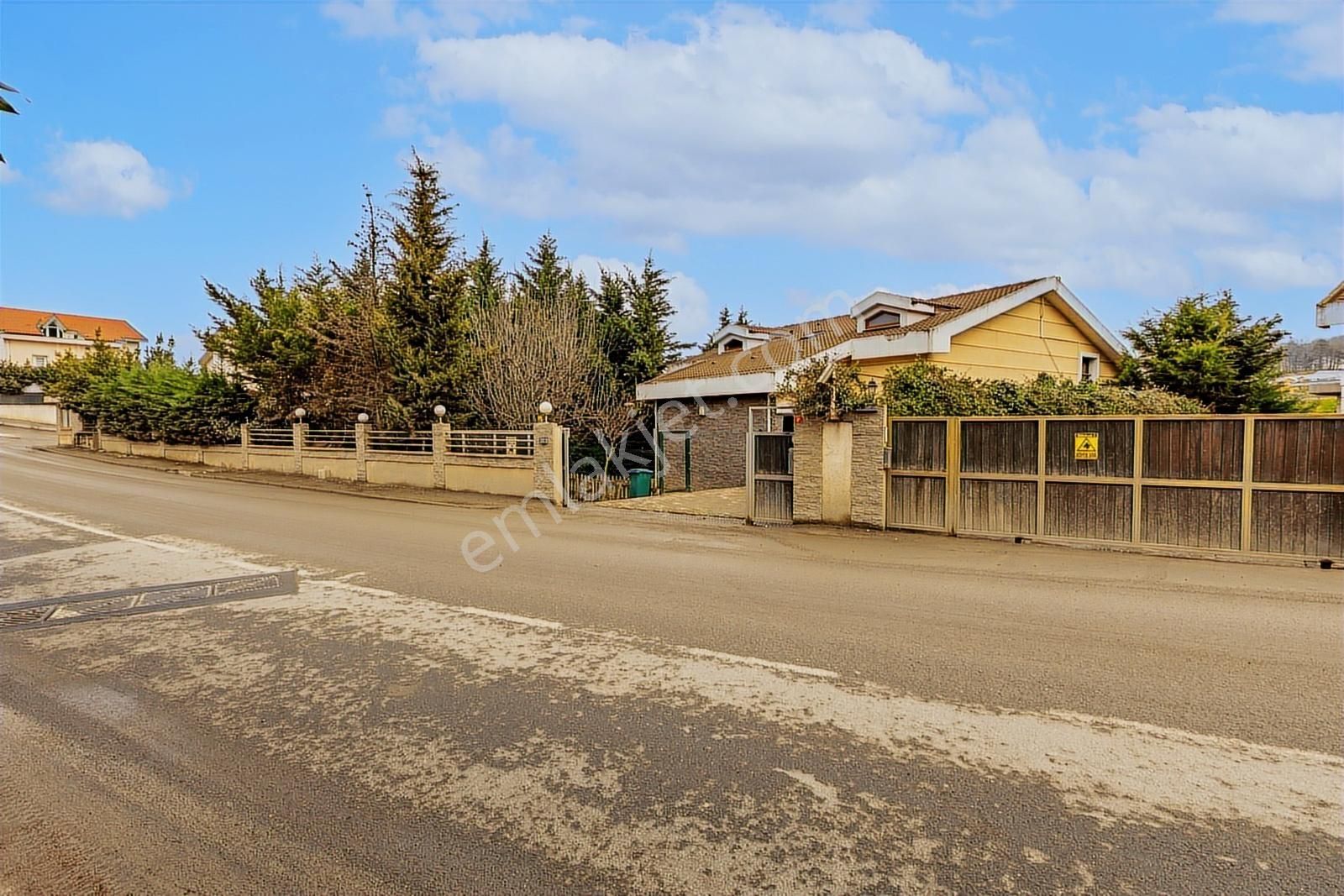 Zekeriyaköy Mepa Konakları Bağımsız Müstakil Havuzlu 9+1 Villa - Görsel 12
