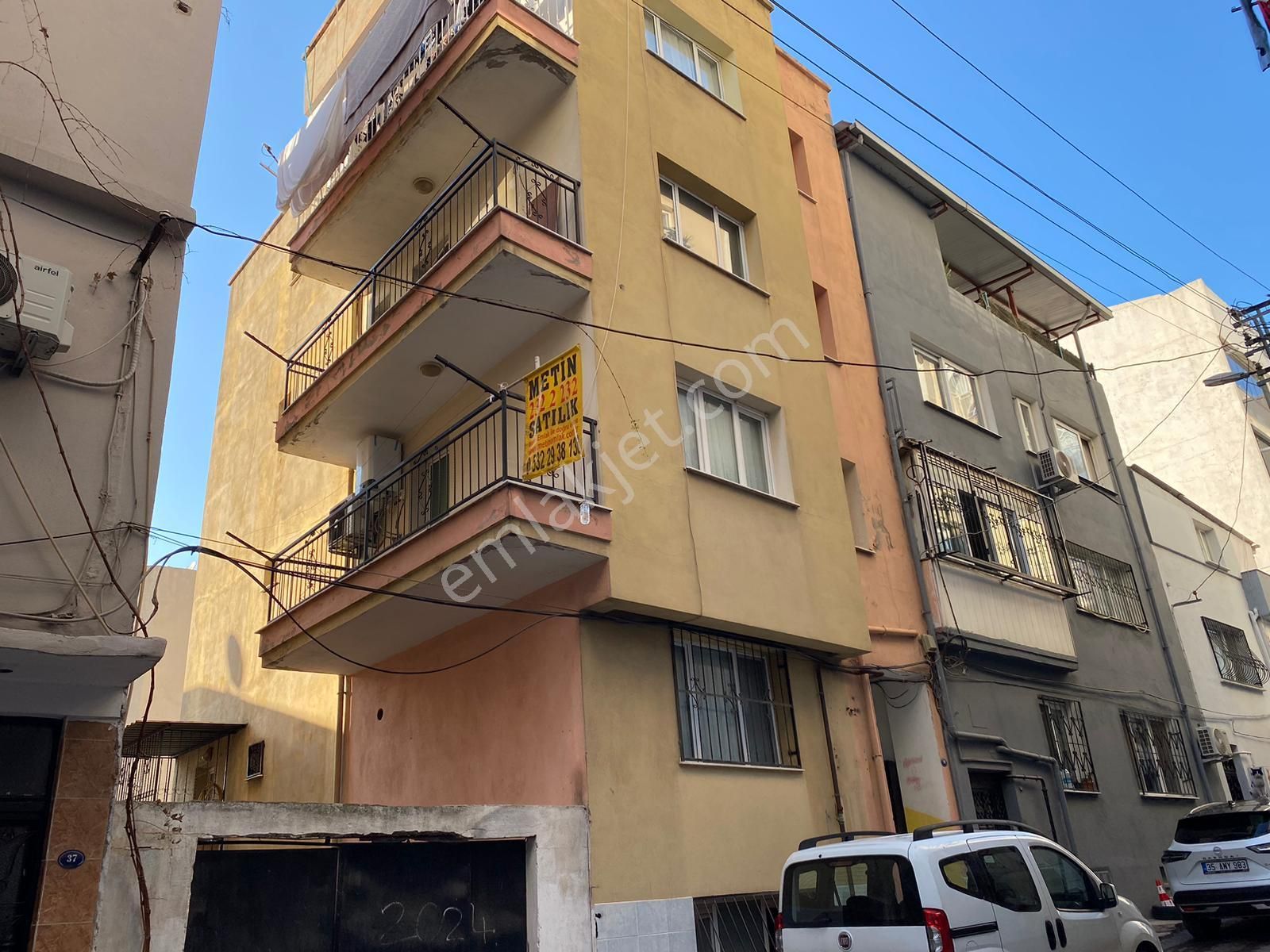 İzmir Park Yeni Buca Metrosuna Yakın Bakımlı 3cepheli Köşe - Görsel 2