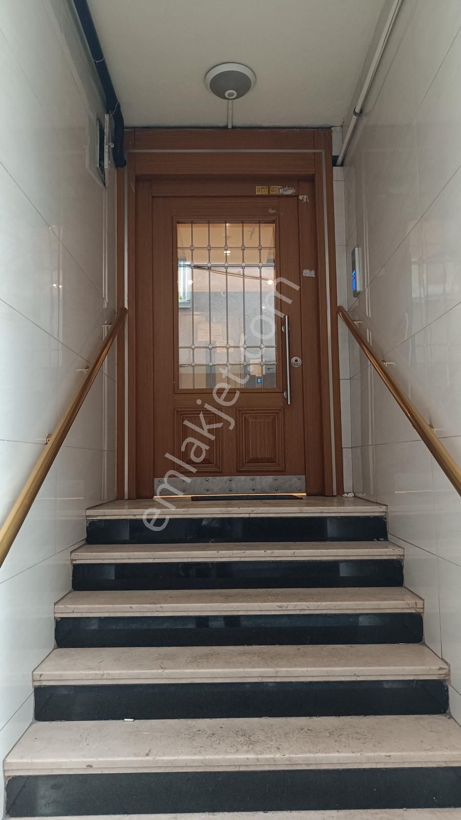 Feriköy Paşa Mahallesinde Asansörlü Boş Daire - Görsel 18