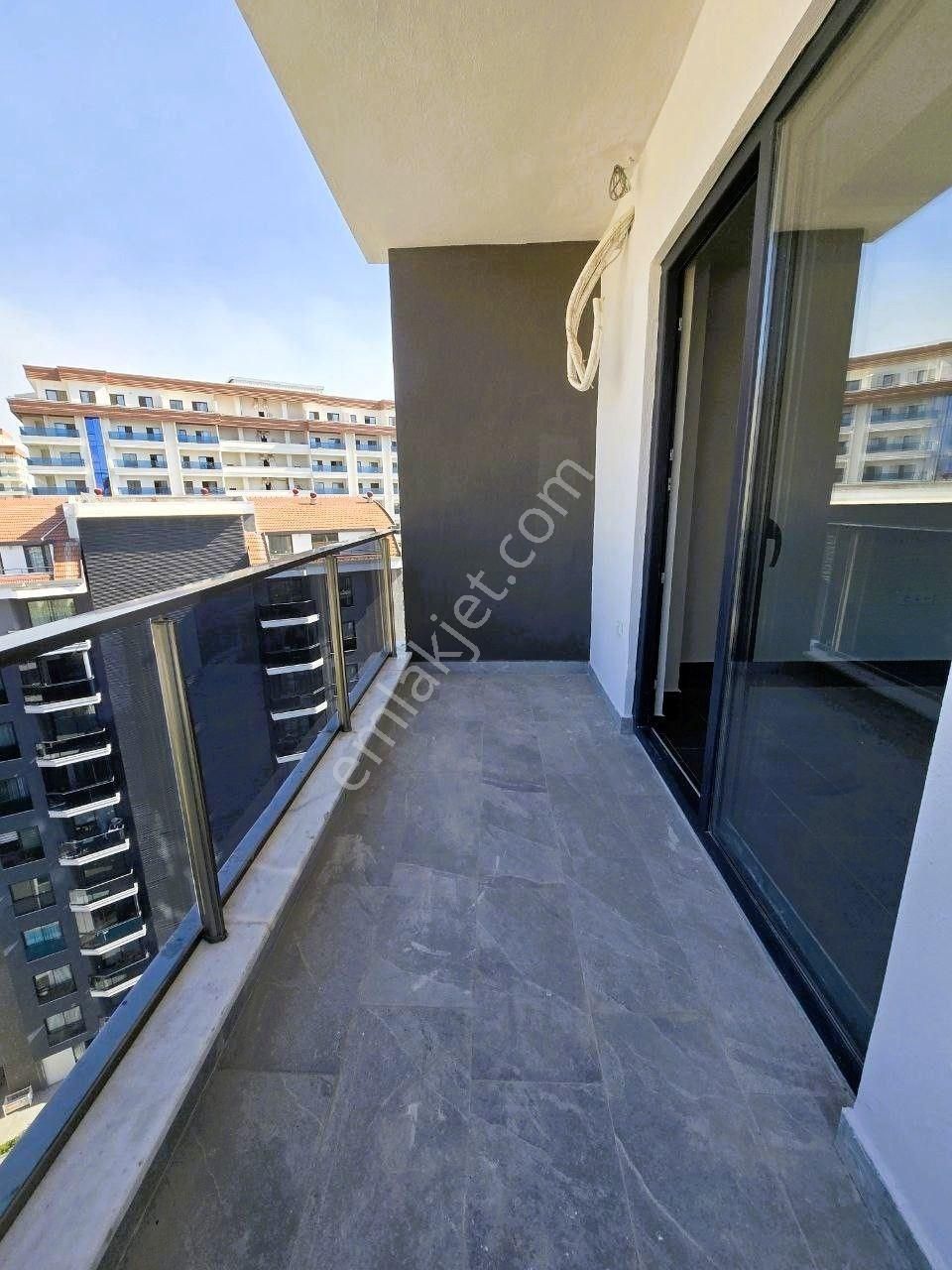 Alanya Mahmutlar’da 600mt Denize 600mt Sosyal Alanlı 1+1 Satılık Daire - Görsel 14