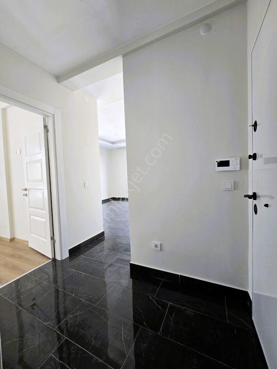 Alanya Mahmutlar’da 600mt Denize 600mt Sosyal Alanlı 1+1 Satılık Daire - Görsel 8