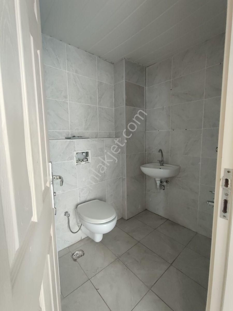 Yeni Adliye Karşısı Geniş 1+1 Kiralık Ofis - Görsel 9