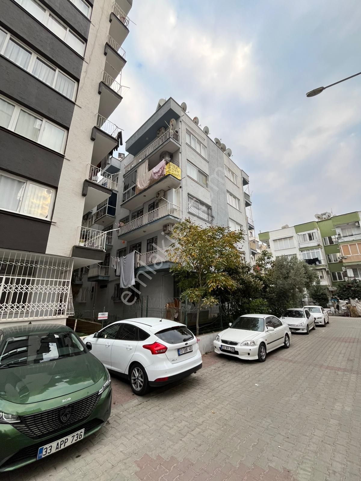 Güvenevler Alanya Sokağında Ara Kat İçi Yapılı Satılık 2+1 Daire - Görsel 6