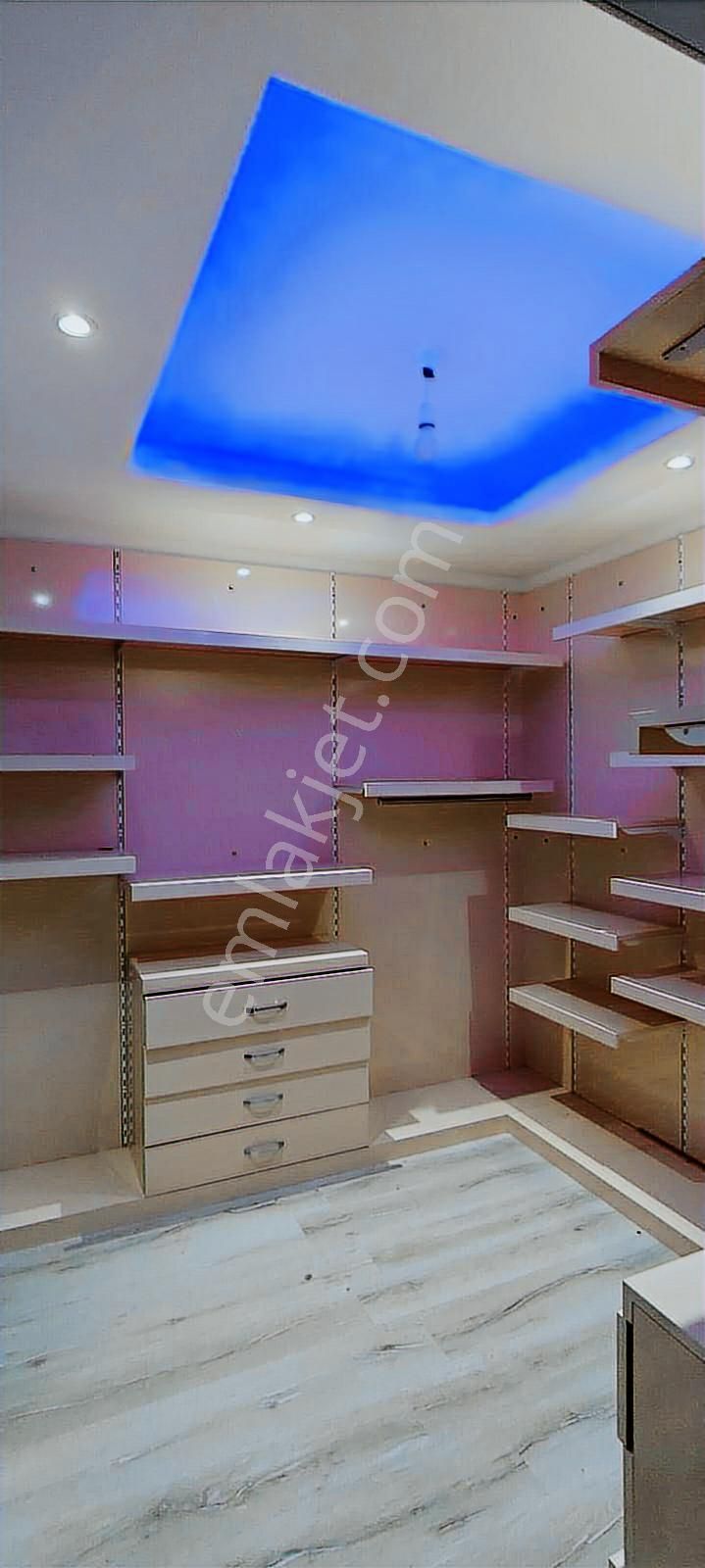 Mezitli Akdeniz'de Nezih Sitede Satılık Geniş 4+1 Salon - Görsel 35