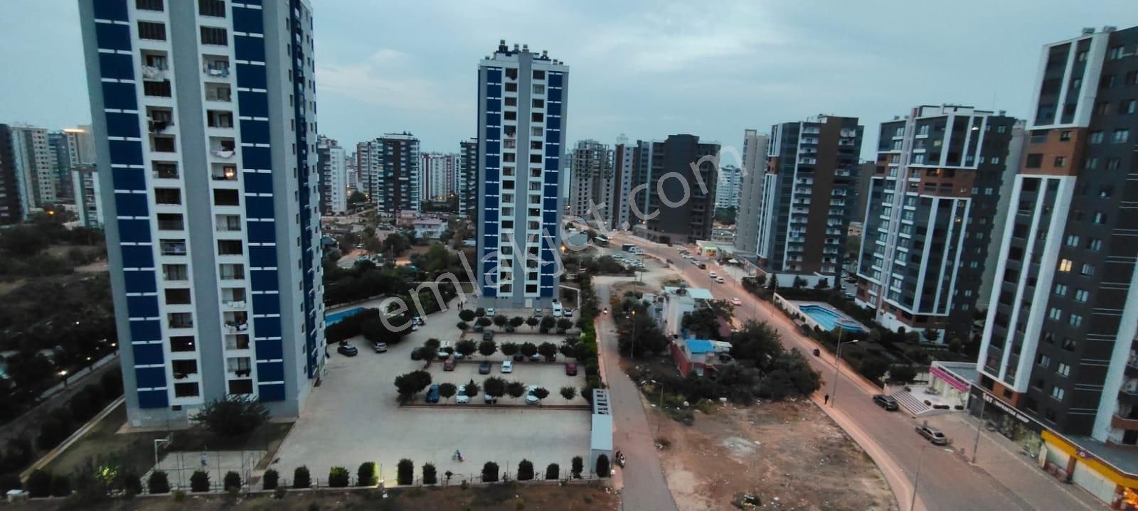 Mezitli Akdeniz'de Nezih Sitede Satılık Geniş 4+1 Salon - Görsel 29