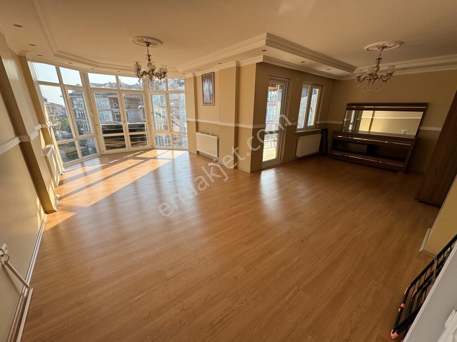 Silivri Yeni Mh. Engin Kent'de Satılık 5+2 Dublex Daire - Görsel 14