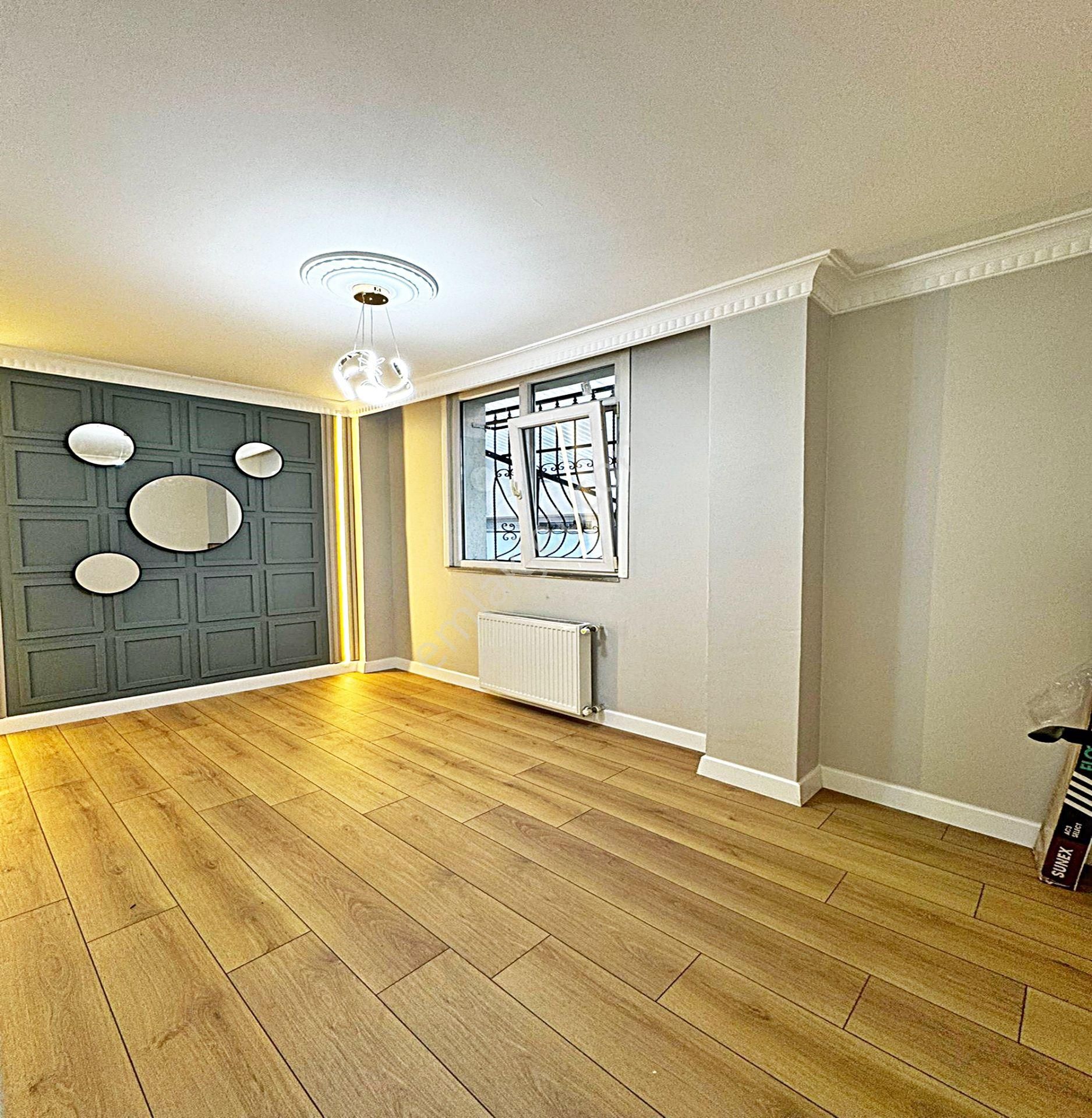 Güzelyurt Metrobüse 5dk 2+1 Kış Bahçeli Lüks Temiz Satılık Daire