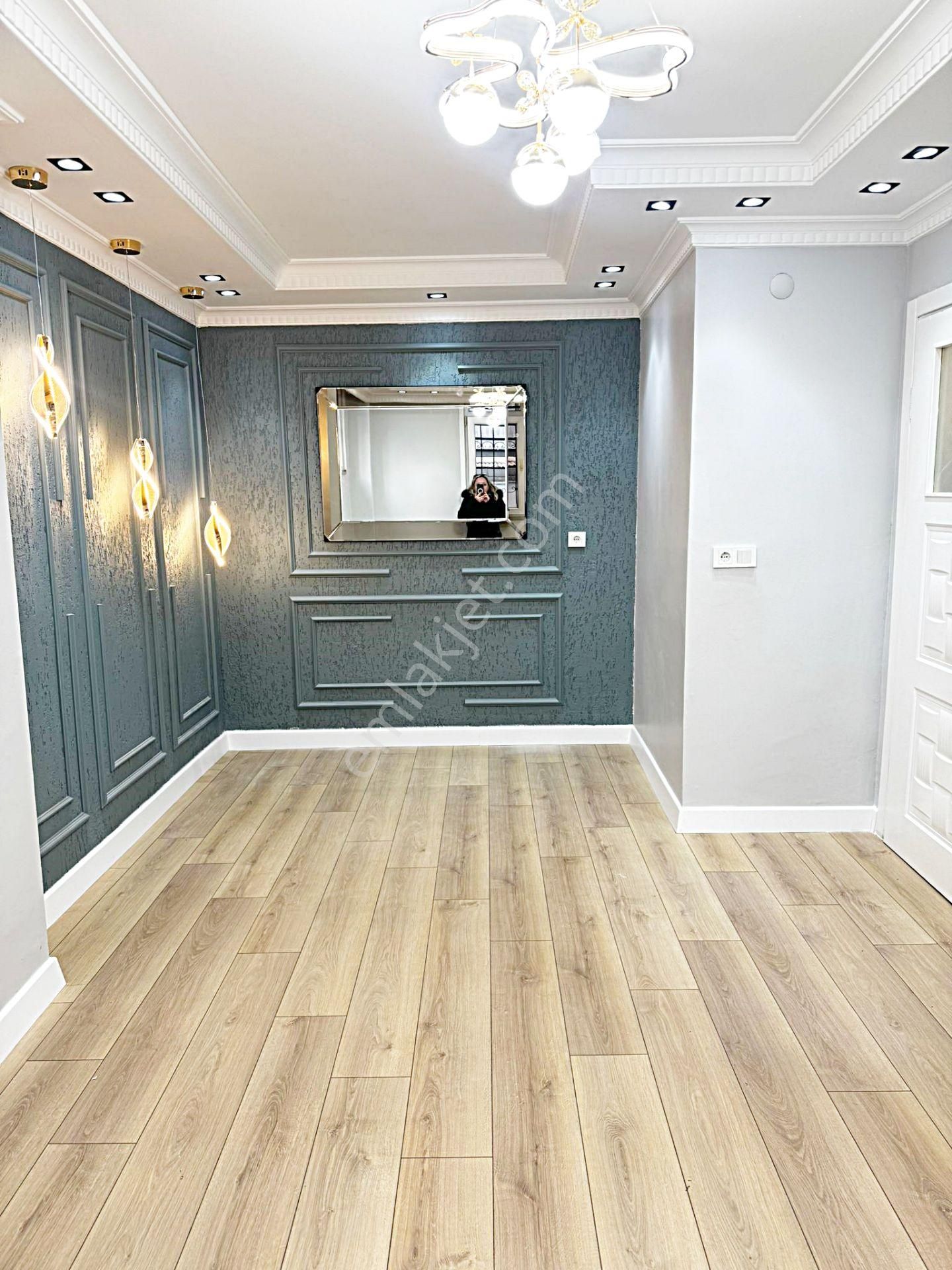 Güzelyurt Metrobüse 5dk 2+1 Kış Bahçeli Lüks Temiz Satılık Daire - Görsel 2