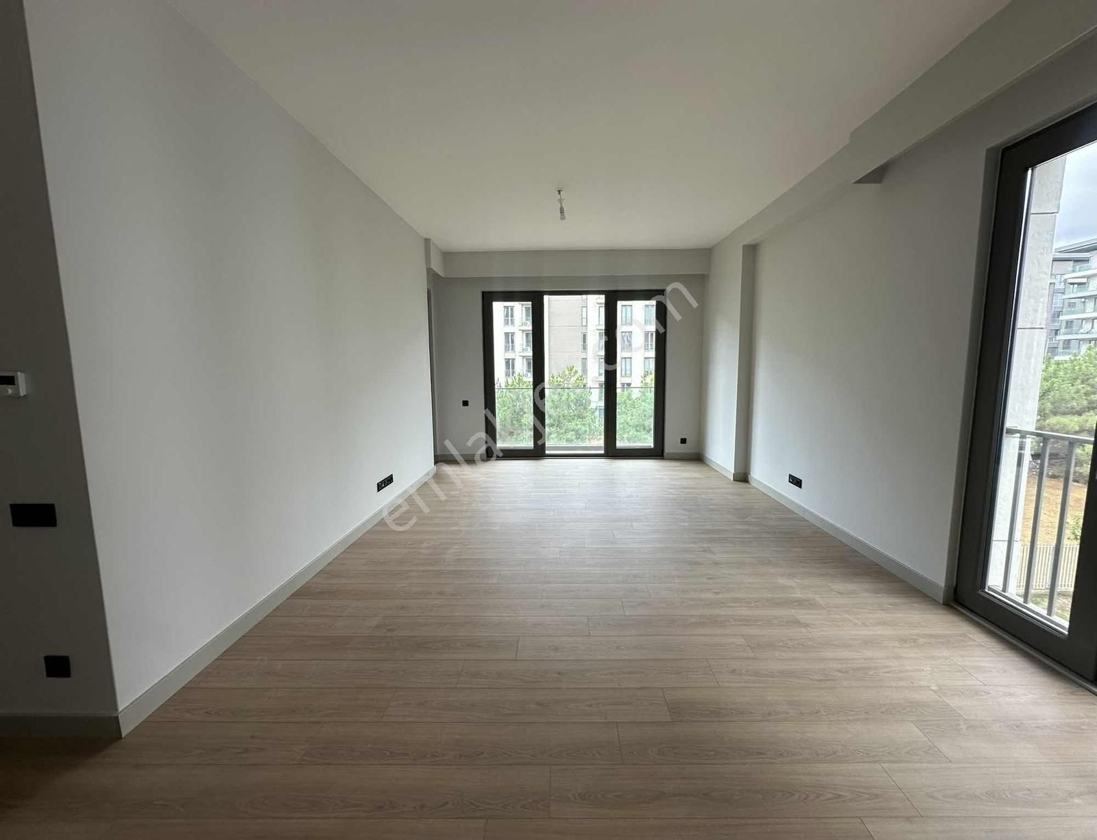 Emlak Konut Çınarköy " 4+1 Satılık Köşe Tip Daire " - Görsel 12