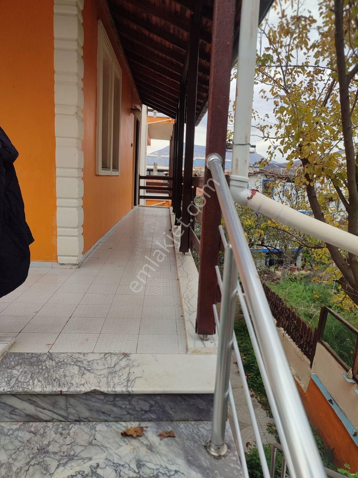 Seferihisar'da Denize 500m Ticari Amaca Da Uygun Mülk (açıklamayı Okuyunuz ) - Görsel 3