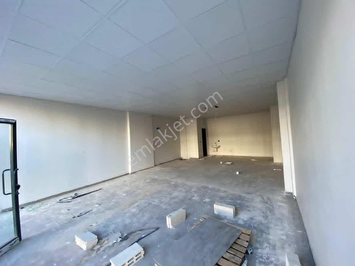 Kılıç Emlak'tan Karşıyaka'da Satılık Dükkan - Görsel 5