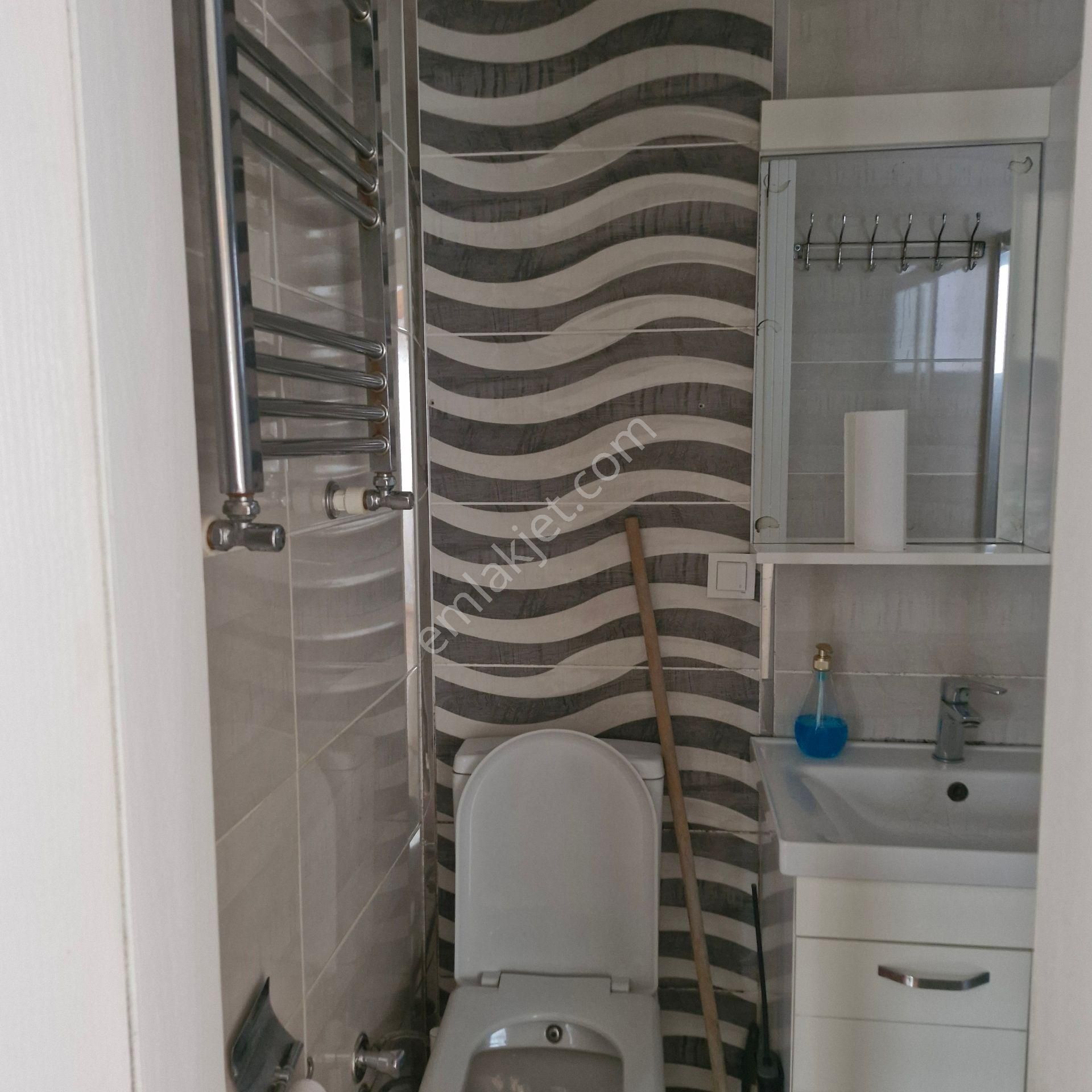 Akşenden Fatih Çapa Şehriminide 3.son Kat 3+1 Full Yapılı Teraslı Kiralık Daire - Görsel 25