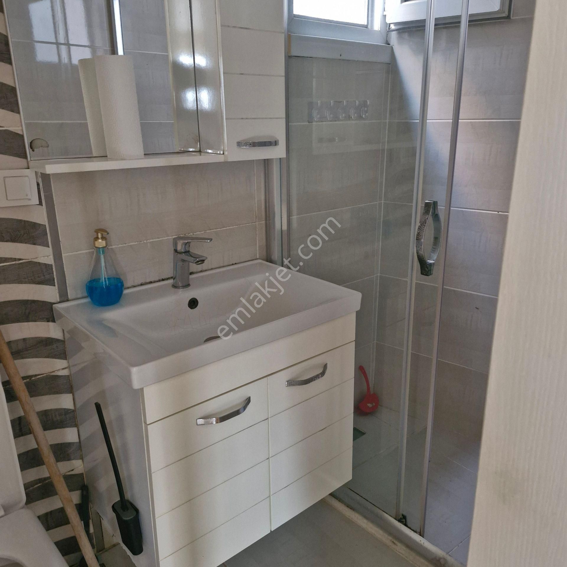 Akşenden Fatih Çapa Şehriminide 3.son Kat 3+1 Full Yapılı Teraslı Kiralık Daire - Görsel 27