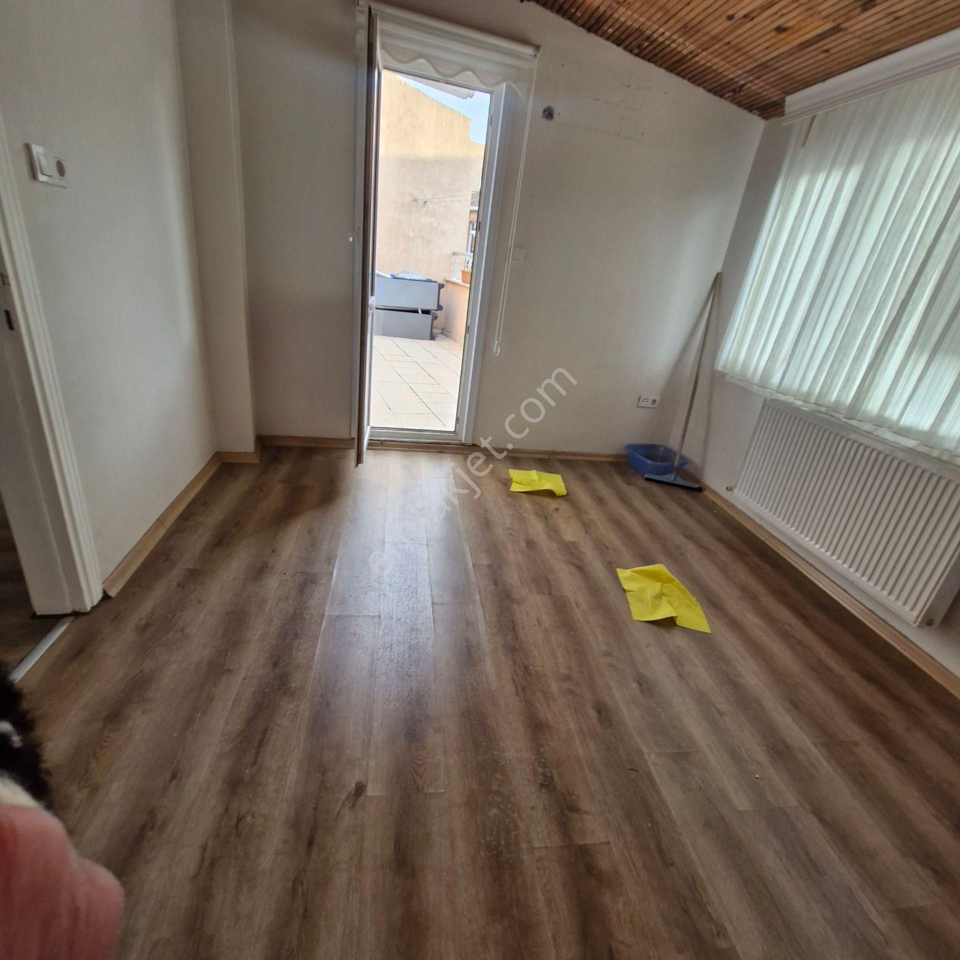 Akşenden Fatih Çapa Şehriminide 3.son Kat 3+1 Full Yapılı Teraslı Kiralık Daire - Görsel 35