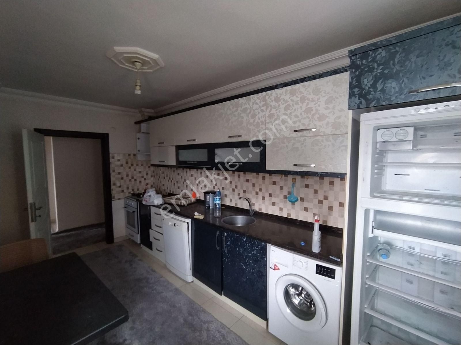 75.yıl Cadde Üzeri Temiz Eşyalı 3+1 Kiralık Daire - Görsel 14