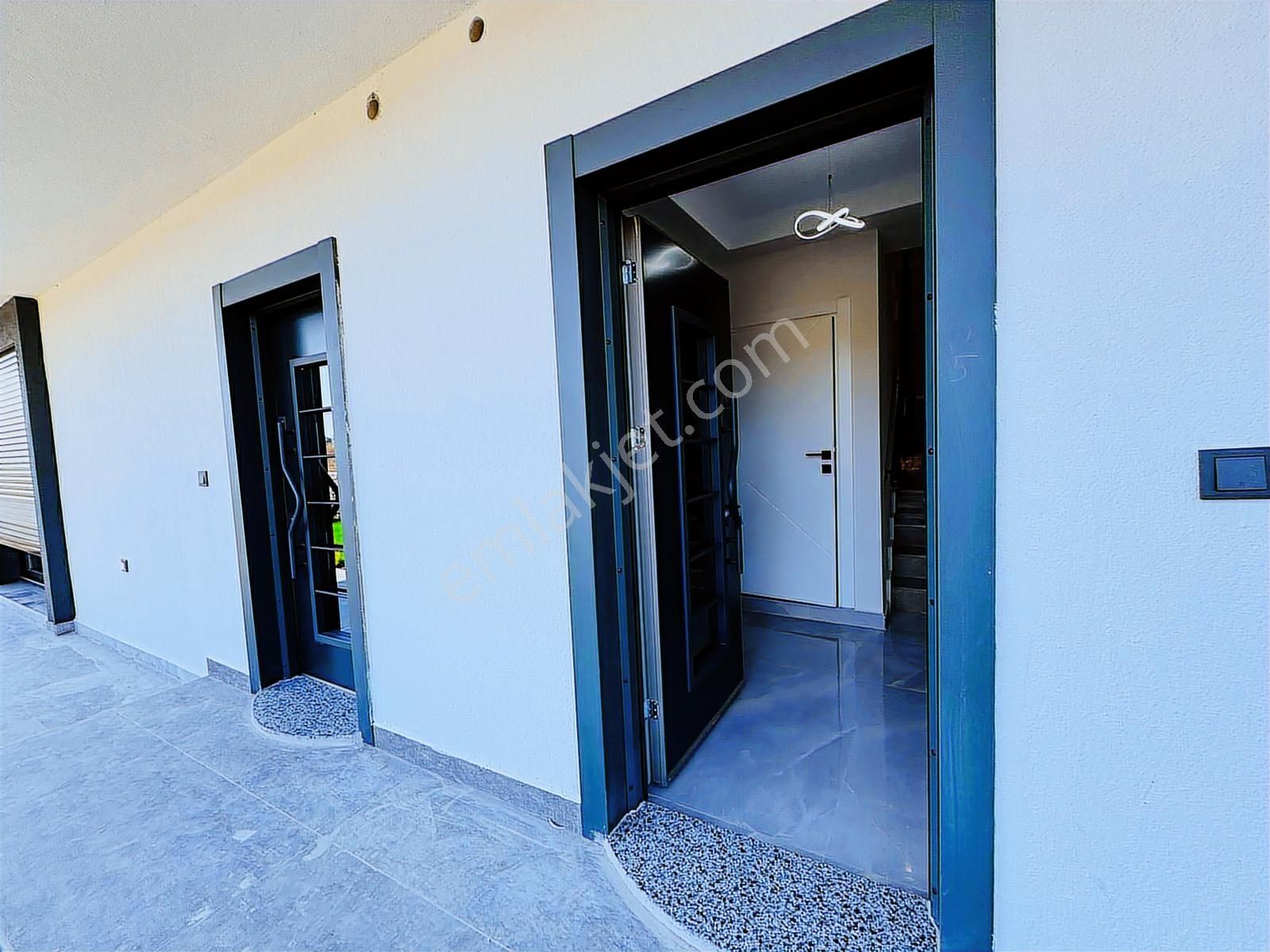 Didim Hisar Mahallesin'de 3+1 Sıfır Hazvuzlu Sitede Villa - Görsel 5