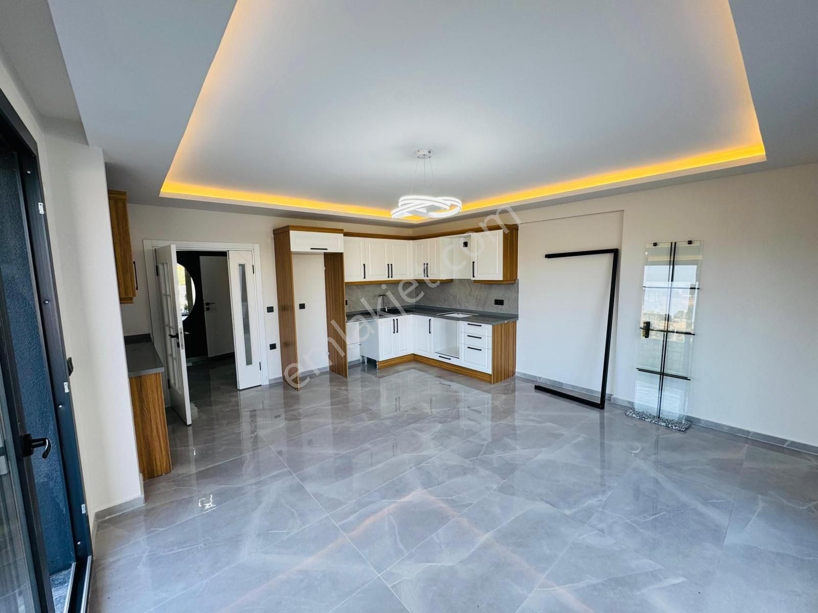 Didim Hisar Mahallesin'de 3+1 Sıfır Hazvuzlu Sitede Villa - Görsel 12