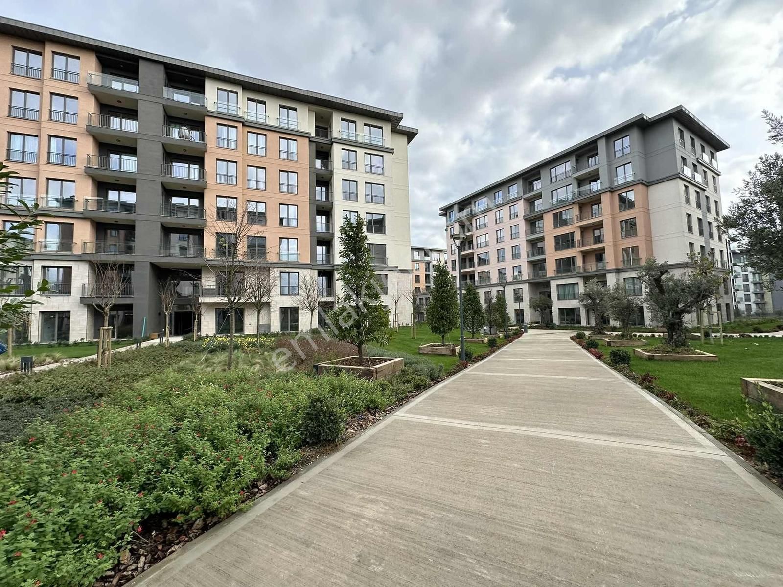 Emlak Konut Çınarköy " 2+1 Peyzaj Cephe Satılık Daire " - Görsel 5