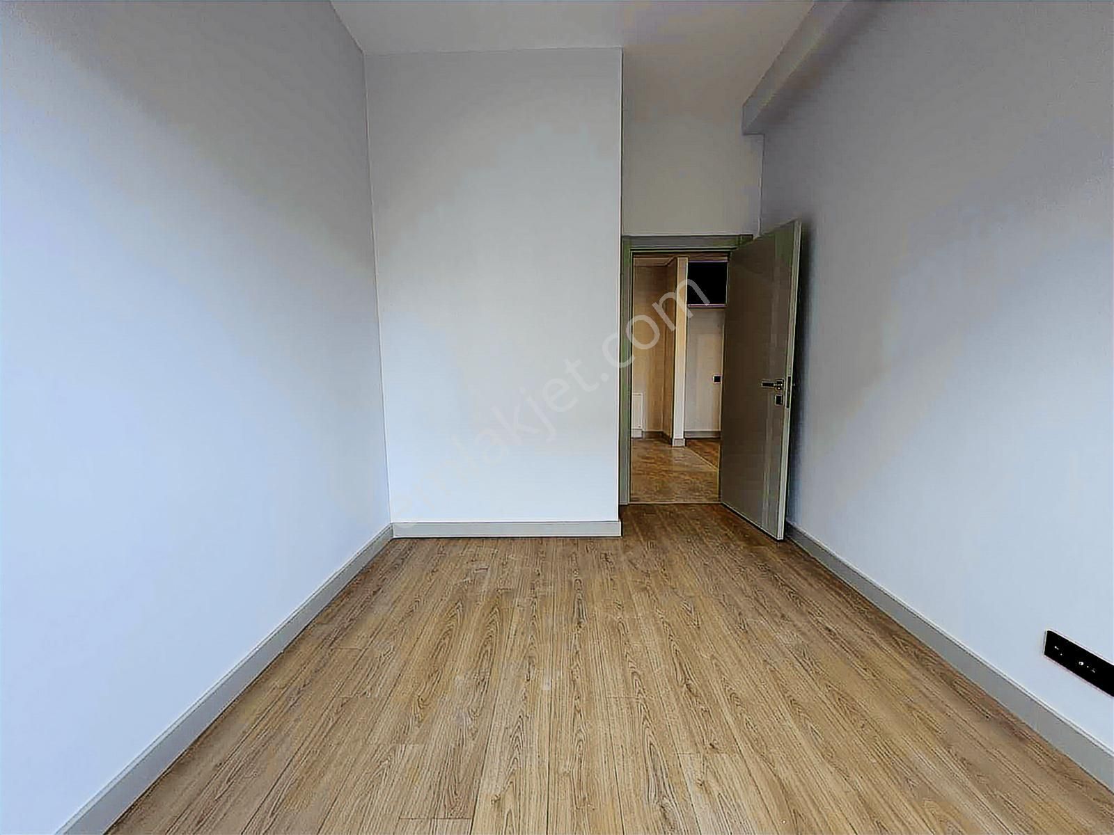 Emlak Konut Çınarköy " 2+1 Peyzaj Cephe Satılık Daire " - Görsel 4