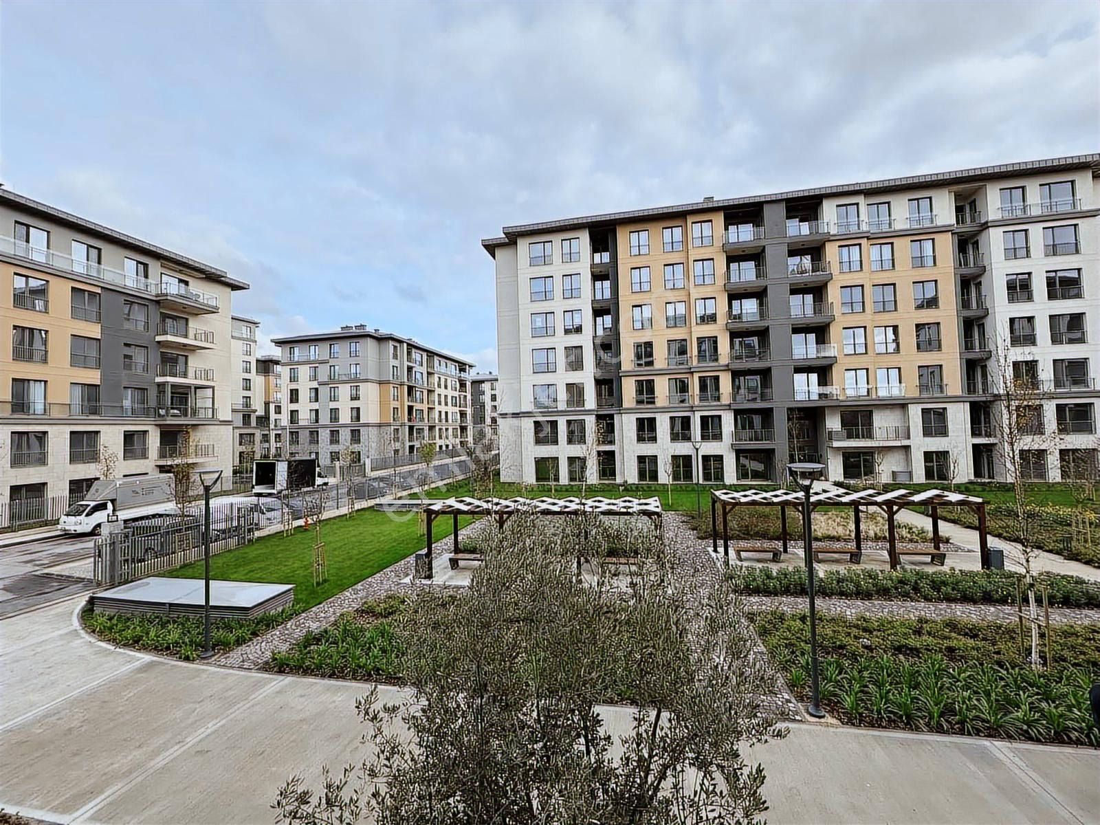 Emlak Konut Çınarköy " 2+1 Peyzaj Cephe Satılık Daire " - Görsel 24