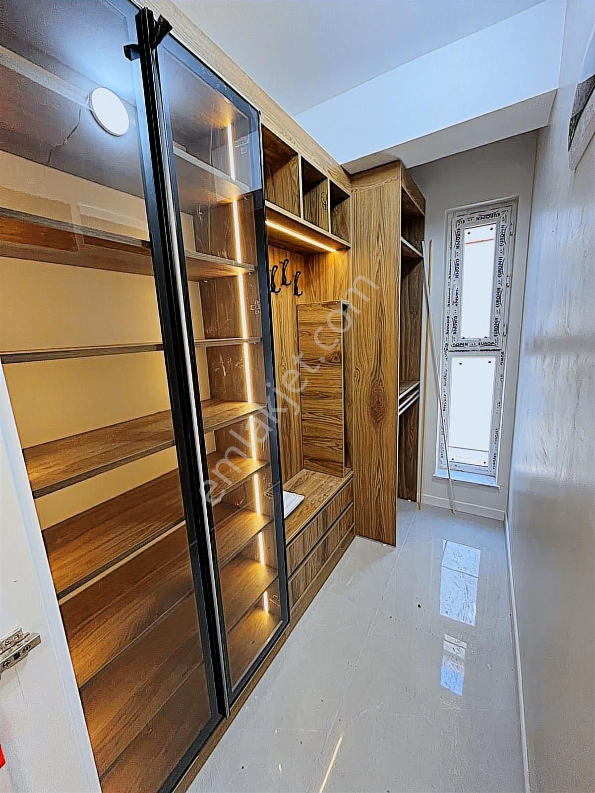 Yenikent Emlak'tan Gösterişli Ve Piyasaları Sallayan 4+1 Dairesi - Görsel 23