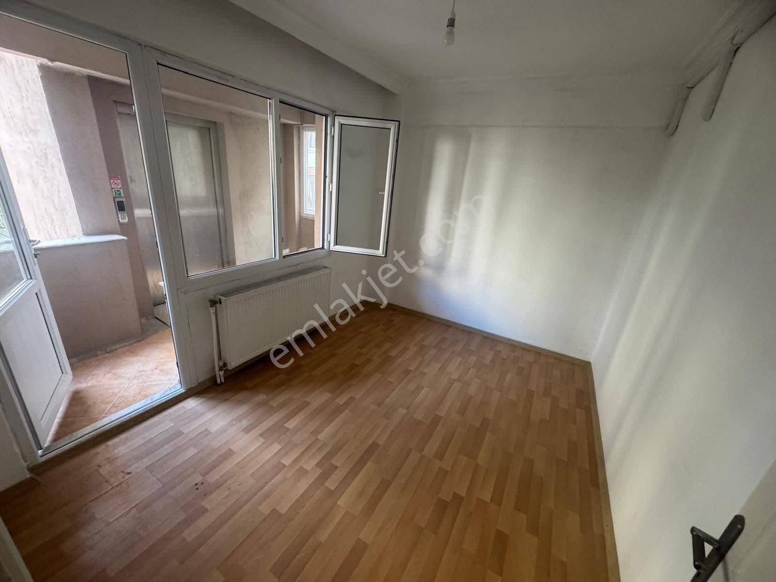 Maltepe Mah. Cumartesi Pazarında Ara Kat Doğalgazlı 3+1 Daire - Görsel 13