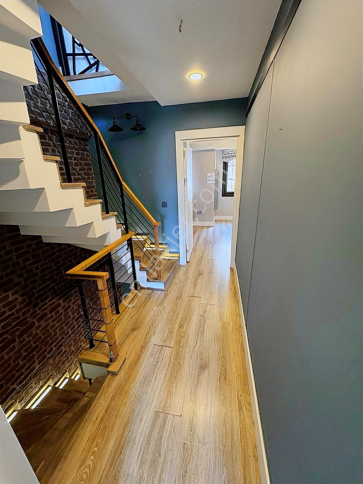 Eyüp Ahikent Büyük Tip Mimari Dekorasyonlu 5 Katlı Satılık Villa - Görsel 30