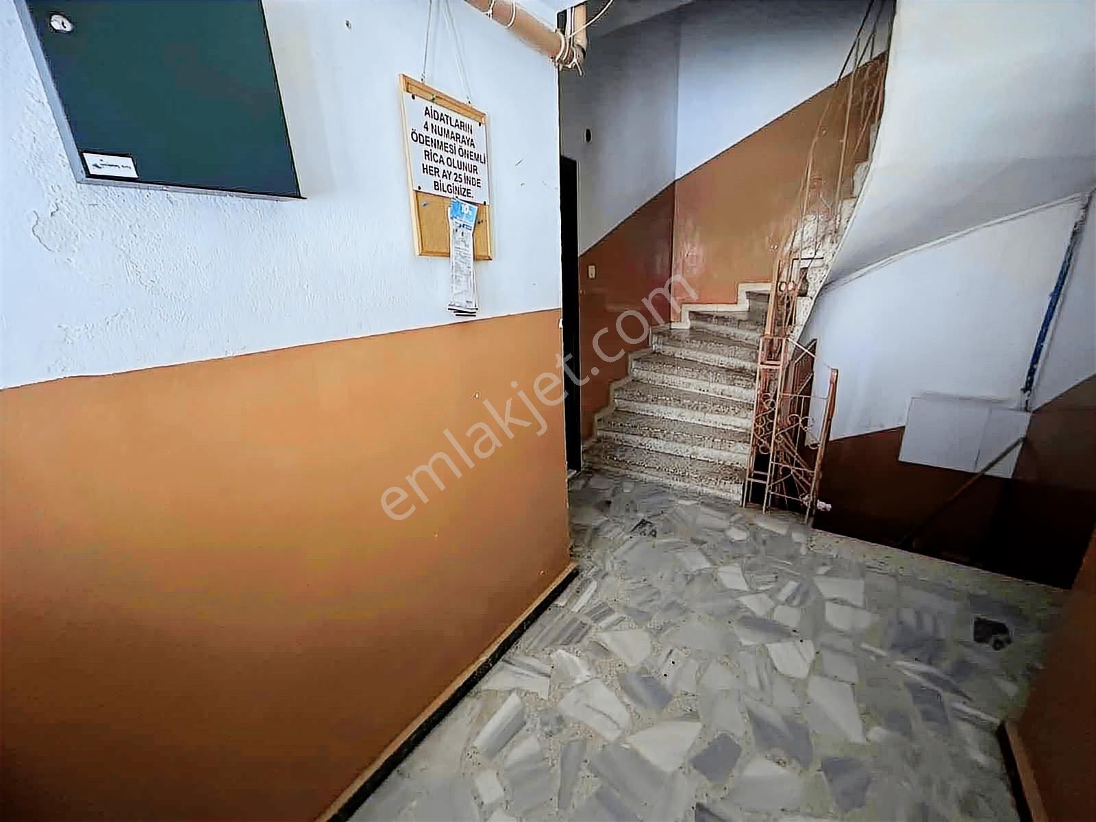 Yenibosna Bahçelievler Merkezi Lokasyonda Satılık Daire - Görsel 13