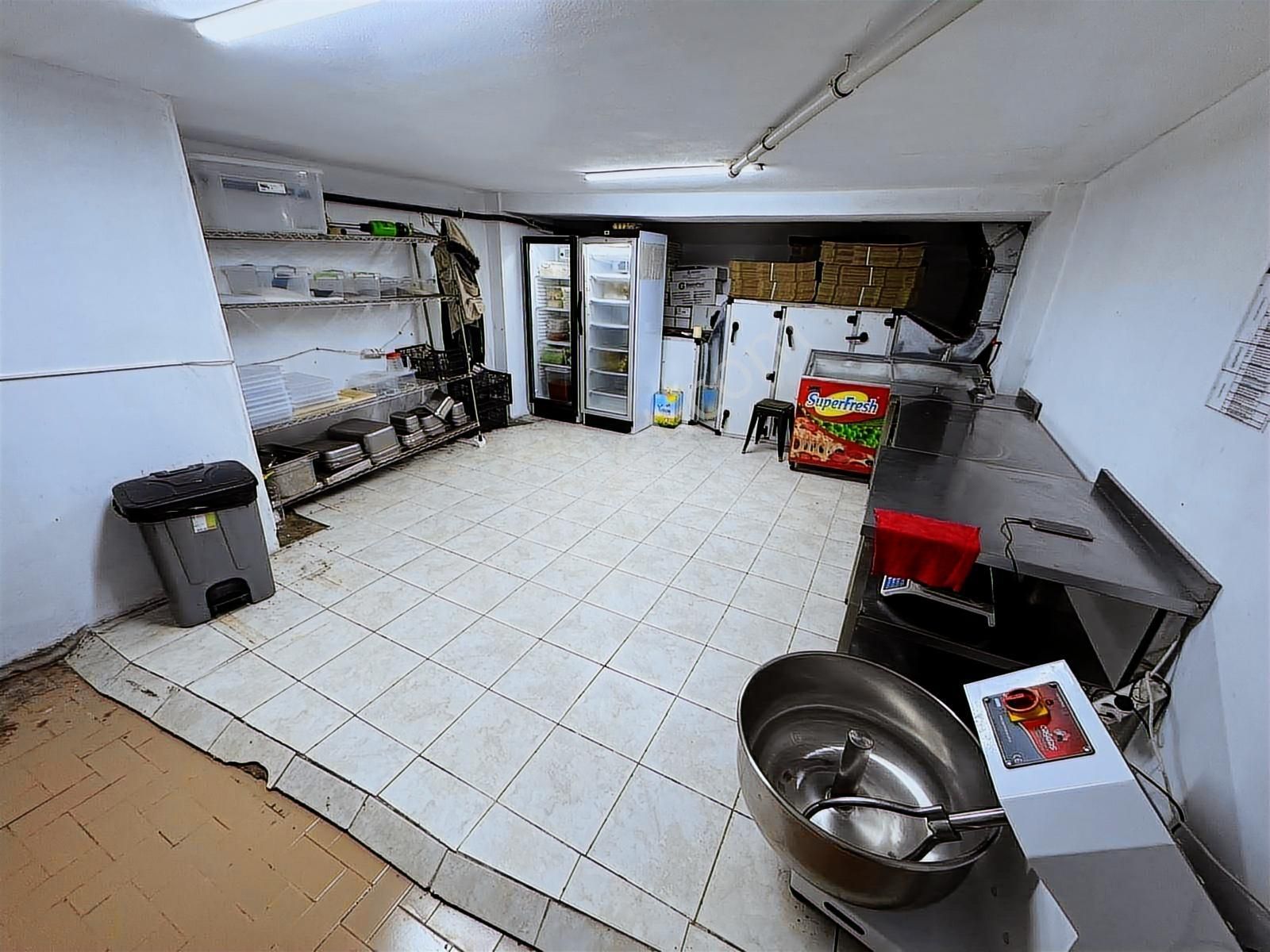 Beşiktaş Ihlamurdere Cd. Kurumsal Fast Food 3 Katlı Devirli - Görsel 2