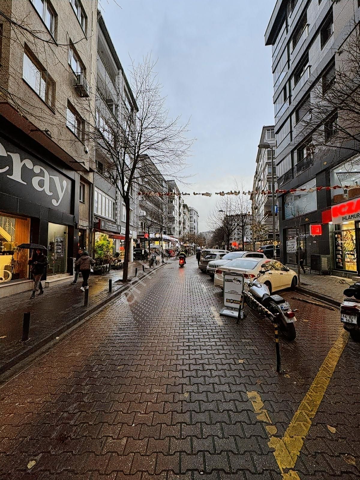 Beşiktaş Ihlamurdere Cd. Kurumsal Fast Food 3 Katlı Devirli - Görsel 16