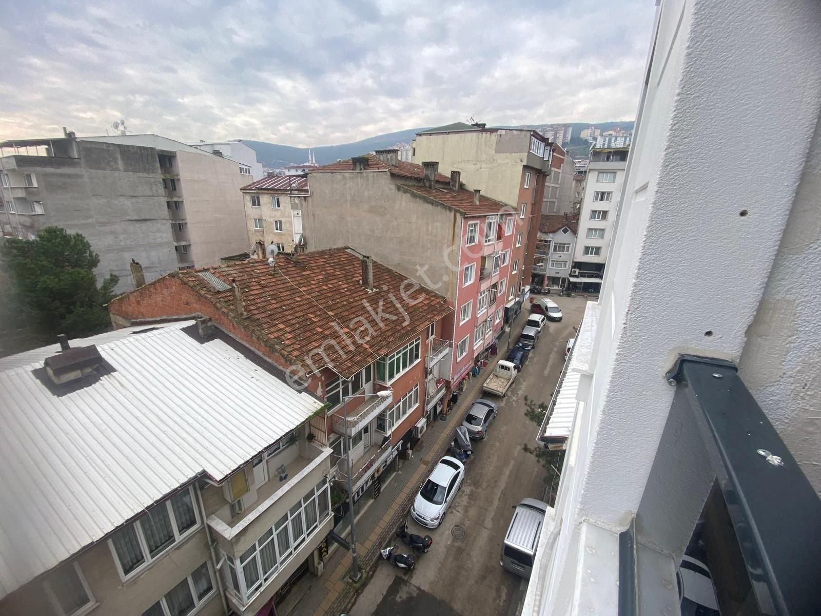 Bursa Orhangazi Çarşı Merkezde Yeni Binada Konforlu 2+1 Kiralık Daire - Görsel 22