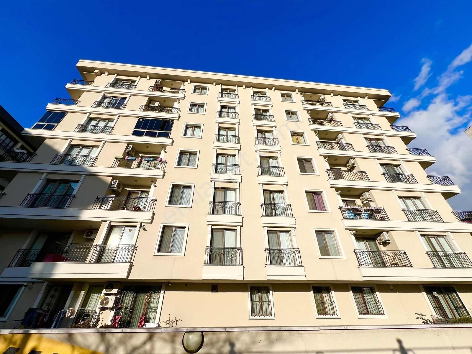 Şişli Grand Cevahir Hotel'e Komşu Konumda 3+1 Sıfır Bahçe Katı