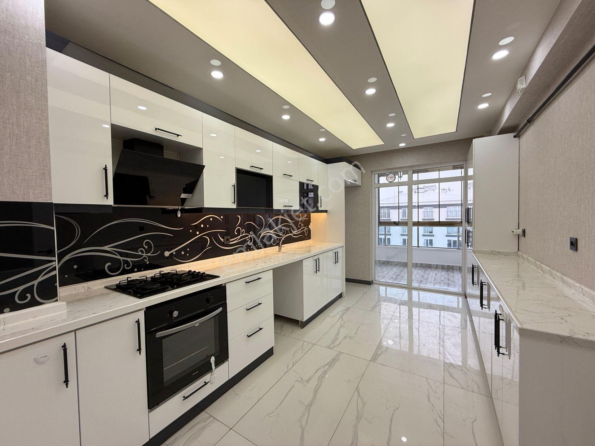 Öz'maşalllah.dan 3+1 E.banyolu 2.kat Full Yapılı Cadde Yakını - Görsel 5