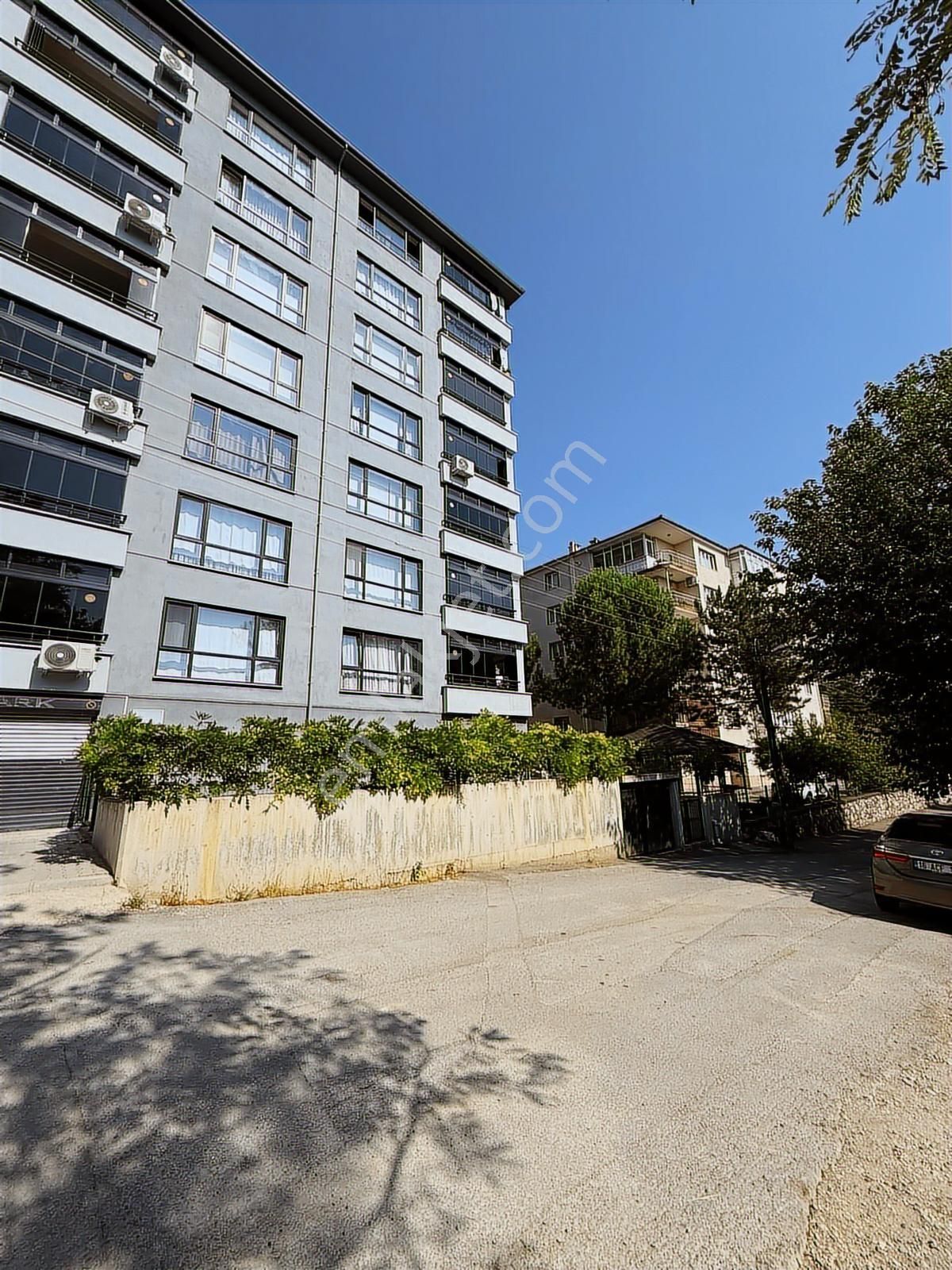 Beşevlerde Site İçi Kapalı Otoparklı Satılık Daire - Görsel 23