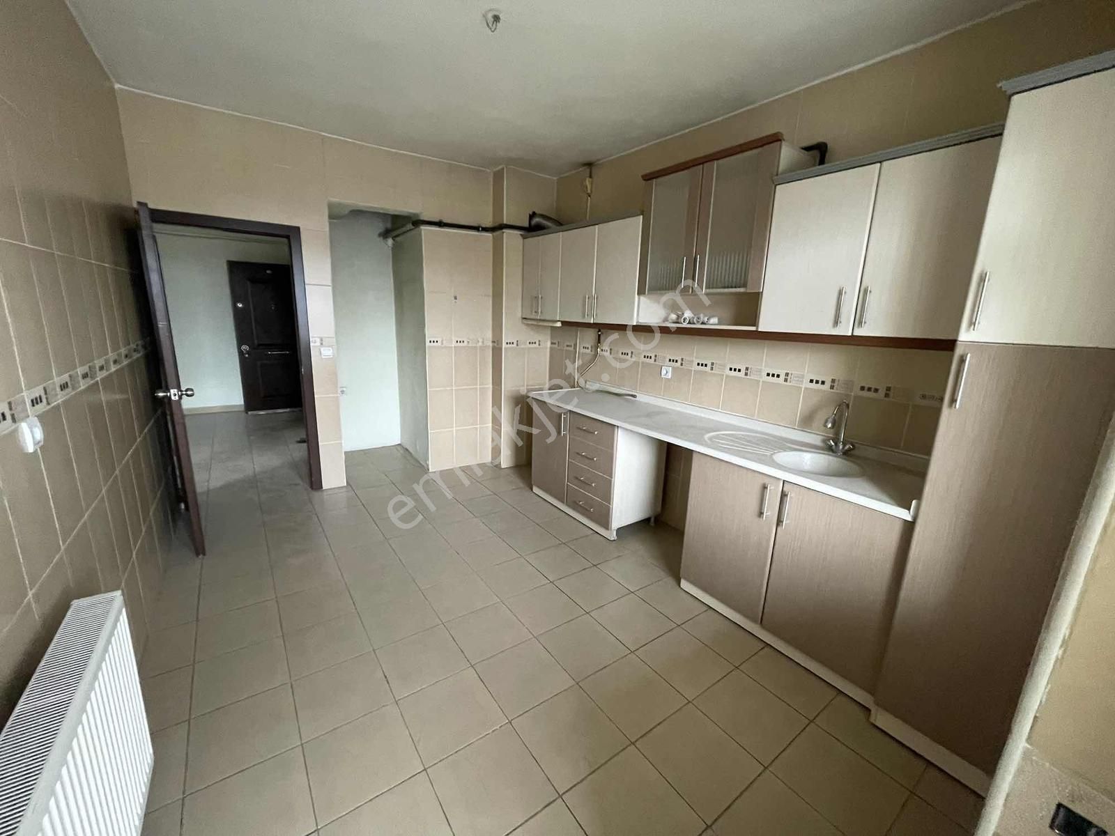 Tacettin Veli Mahallesinde Merkezde 4+1 Satılık Daire - Görsel 14