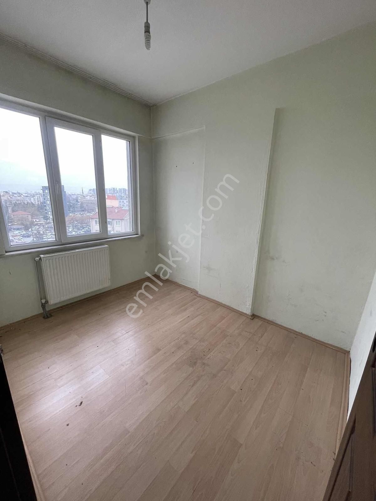 Şehir Merkezinde Satılık 4+1 Ofis - Görsel 2