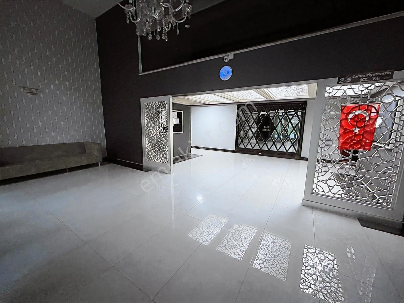 Pamuklar'da Site İçerisinde 3+1 Full Yapılı Ara Katta Kiralık - Görsel 9